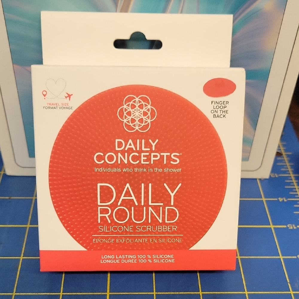 Daily Concepts Red Silicone Scrubber New in Box